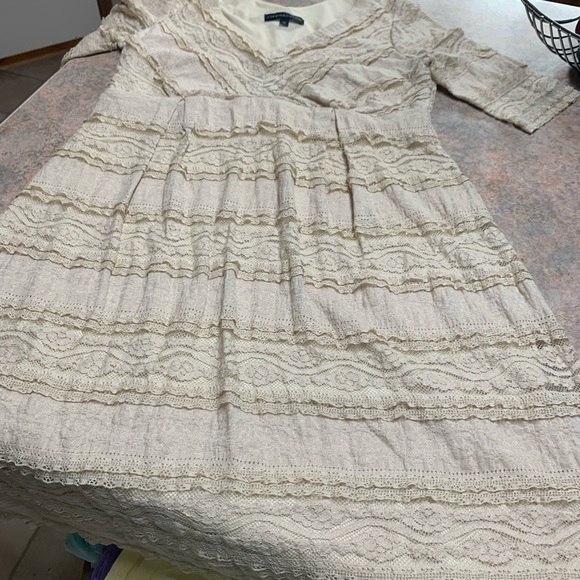 Dress - Picture 2 of 4